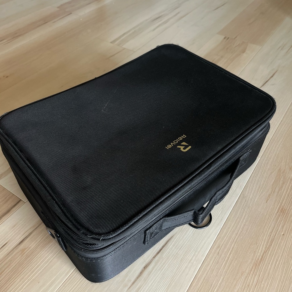 Relavel makeup bag